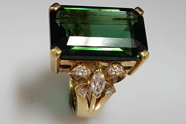  綠水晶戒指